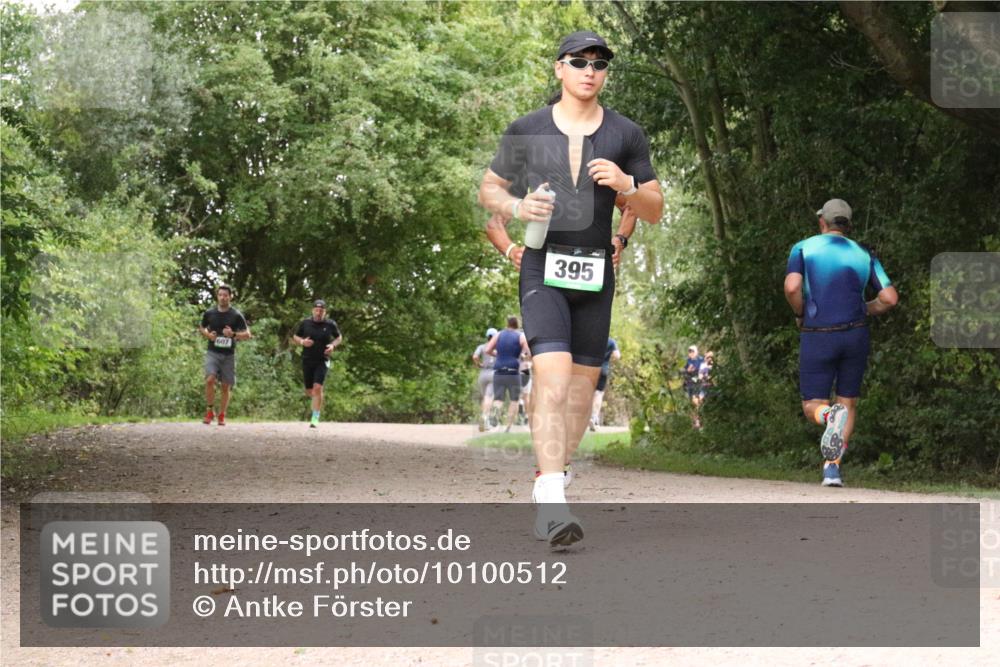 30.08.2026 - Elbe Triathlon Hamburg Antke Förster http://msf.ph/oto/10100512 30.08.2026 11:09:54 Laufen 607, 395 meine-sportfotos.de