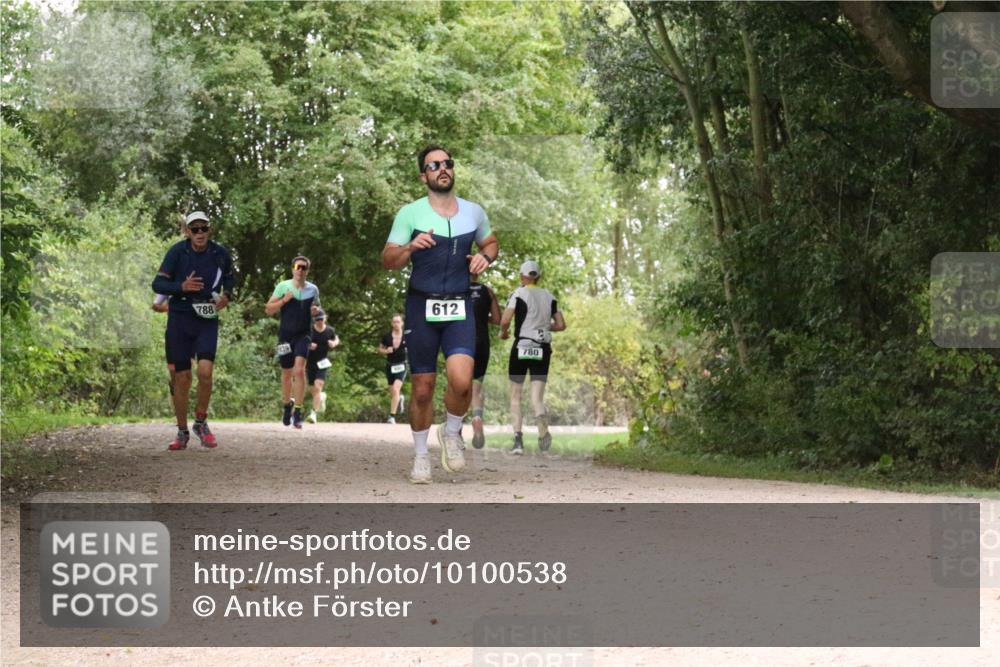 30.08.2026 - Elbe Triathlon Hamburg Antke Förster http://msf.ph/oto/10100538 30.08.2026 11:10:12 Laufen 788, 612, 780 meine-sportfotos.de