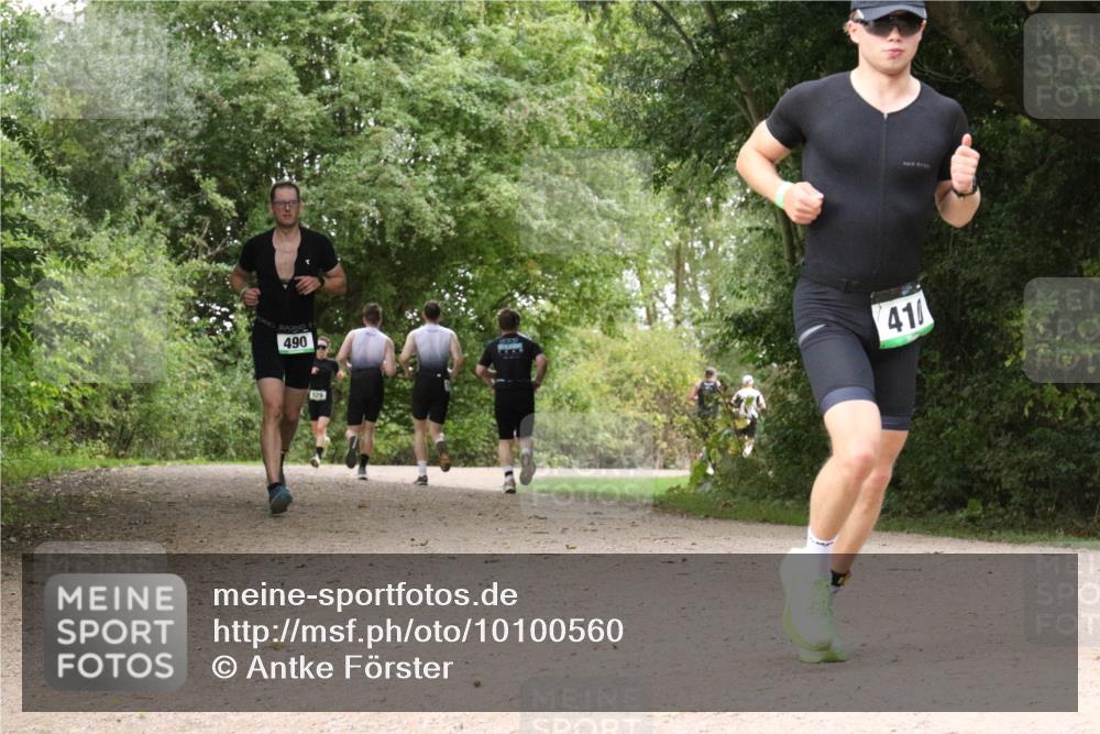 30.08.2026 - Elbe Triathlon Hamburg Antke Förster http://msf.ph/oto/10100560 30.08.2026 11:10:22 Laufen 490, 129, 41 meine-sportfotos.de