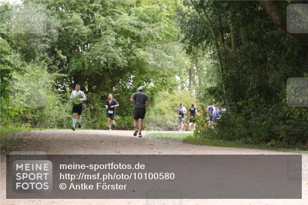 30.08.2026 - Elbe Triathlon Hamburg Antke Förster http://msf.ph/oto/10100580 30.08.2026 11:10:32 Laufen  meine-sportfotos.de