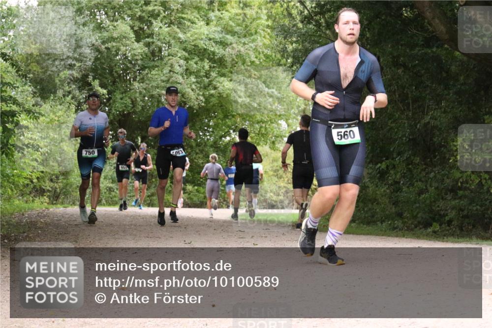 30.08.2026 - Elbe Triathlon Hamburg Antke Förster http://msf.ph/oto/10100589 30.08.2026 11:10:45 Laufen 750, 093, 560 meine-sportfotos.de