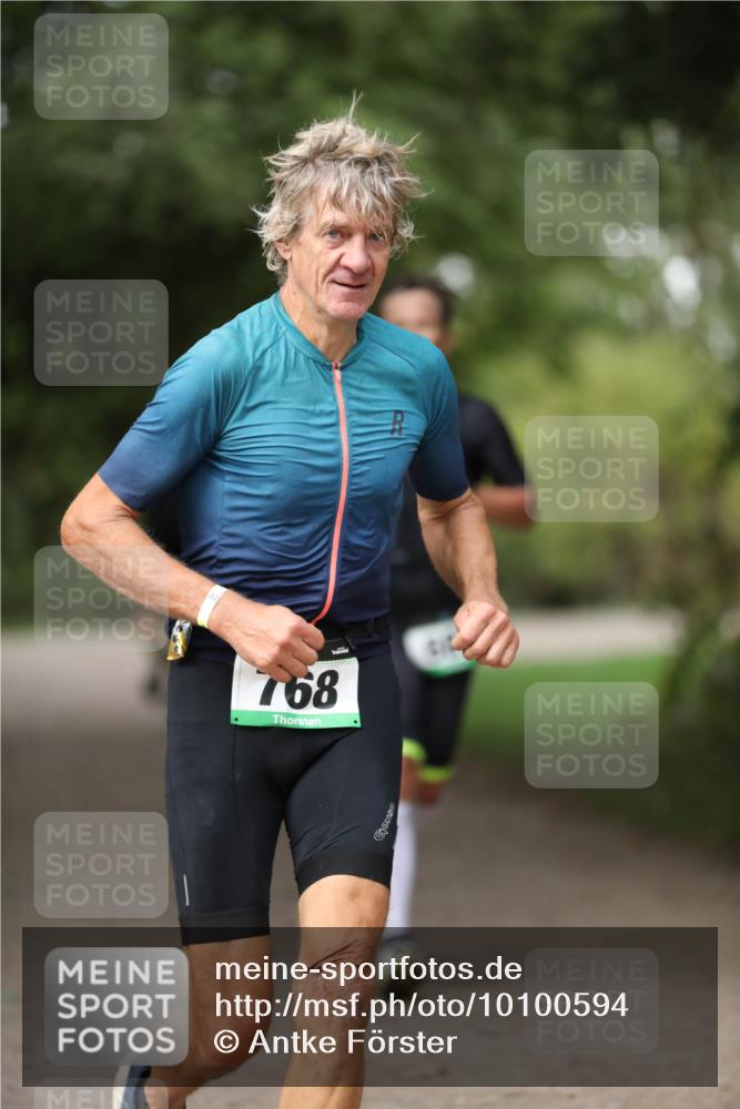 30.08.2026 - Elbe Triathlon Hamburg Antke Förster http://msf.ph/oto/10100594 30.08.2026 11:07:24 Laufen 768 meine-sportfotos.de