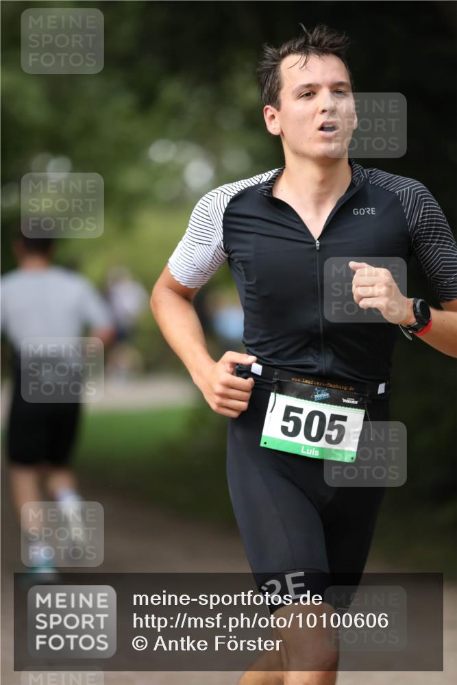 30.08.2026 - Elbe Triathlon Hamburg Antke Förster http://msf.ph/oto/10100606 30.08.2026 11:07:28 Laufen 505 meine-sportfotos.de