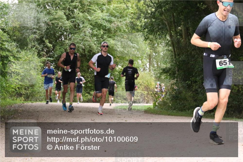 30.08.2026 - Elbe Triathlon Hamburg Antke Förster http://msf.ph/oto/10100609 30.08.2026 11:10:52 Laufen 611, 3, 651 meine-sportfotos.de