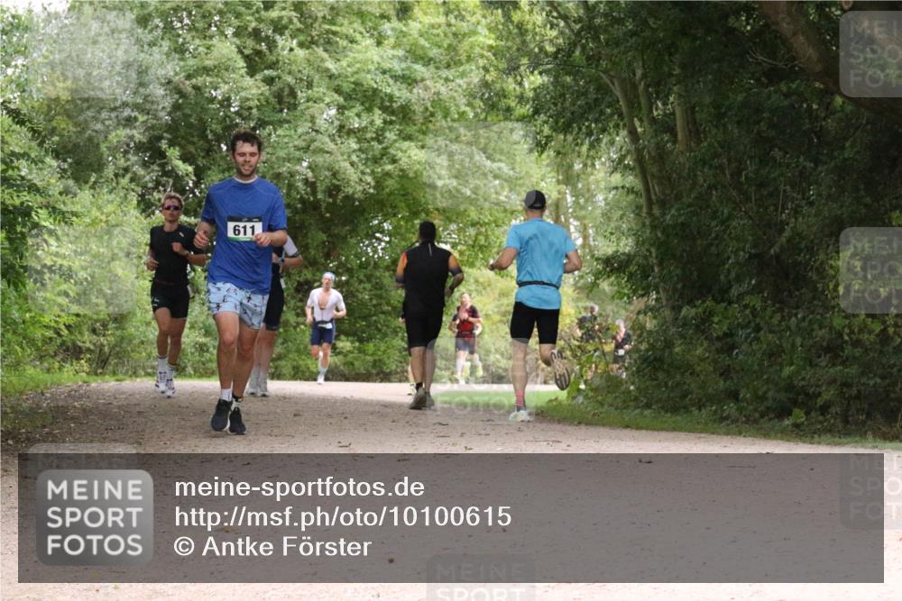 30.08.2026 - Elbe Triathlon Hamburg Antke Förster http://msf.ph/oto/10100615 30.08.2026 11:10:57 Laufen 611 meine-sportfotos.de