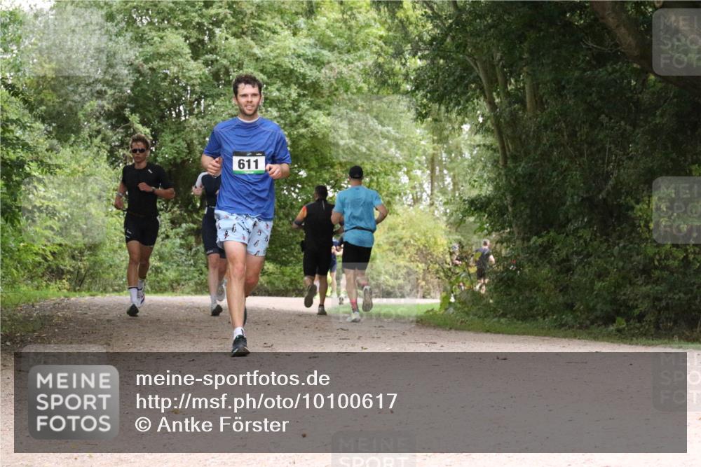 30.08.2026 - Elbe Triathlon Hamburg Antke Förster http://msf.ph/oto/10100617 30.08.2026 11:10:57 Laufen 611 meine-sportfotos.de
