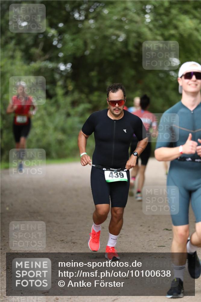 30.08.2026 - Elbe Triathlon Hamburg Antke Förster http://msf.ph/oto/10100638 30.08.2026 11:07:52 Laufen 439 meine-sportfotos.de