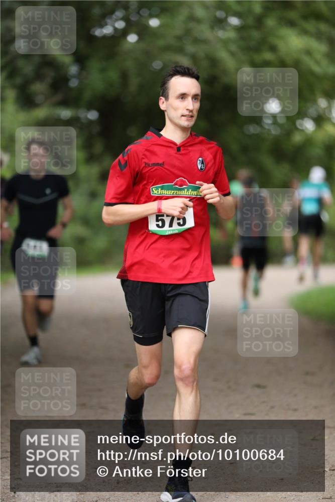 30.08.2026 - Elbe Triathlon Hamburg Antke Förster http://msf.ph/oto/10100684 30.08.2026 11:08:14 Laufen 575 meine-sportfotos.de
