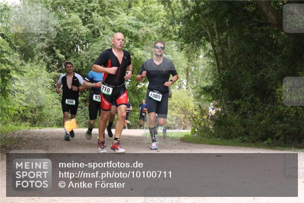 30.08.2026 - Elbe Triathlon Hamburg Antke Förster http://msf.ph/oto/10100711 30.08.2026 11:11:53 Laufen 500, 710, 53, 8000, 1088 meine-sportfotos.de