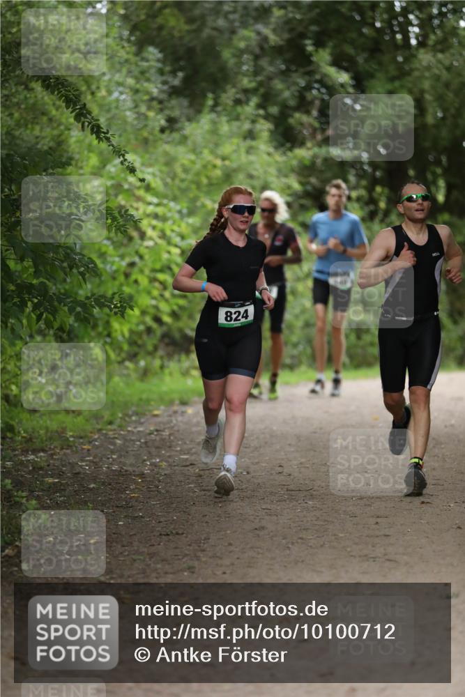 30.08.2026 - Elbe Triathlon Hamburg Antke Förster http://msf.ph/oto/10100712 30.08.2026 11:08:35 Laufen 824 meine-sportfotos.de