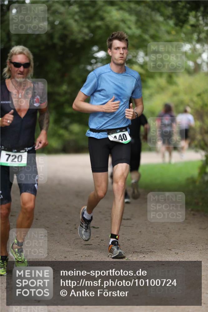30.08.2026 - Elbe Triathlon Hamburg Antke Förster http://msf.ph/oto/10100724 30.08.2026 11:08:41 Laufen 720, 40 meine-sportfotos.de