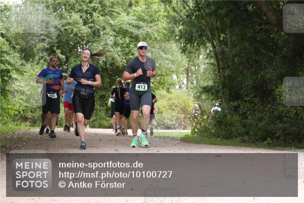 30.08.2026 - Elbe Triathlon Hamburg Antke Förster http://msf.ph/oto/10100727 30.08.2026 11:12:06 Laufen 492, 413 meine-sportfotos.de
