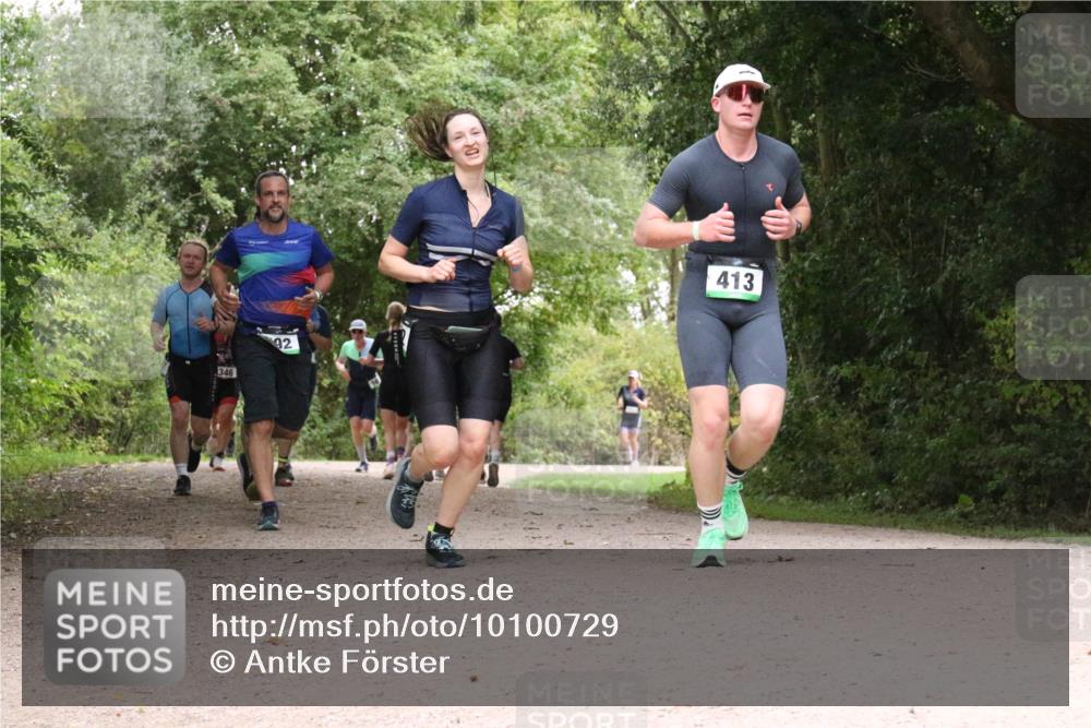 30.08.2026 - Elbe Triathlon Hamburg Antke Förster http://msf.ph/oto/10100729 30.08.2026 11:12:07 Laufen 346, 92, 413 meine-sportfotos.de