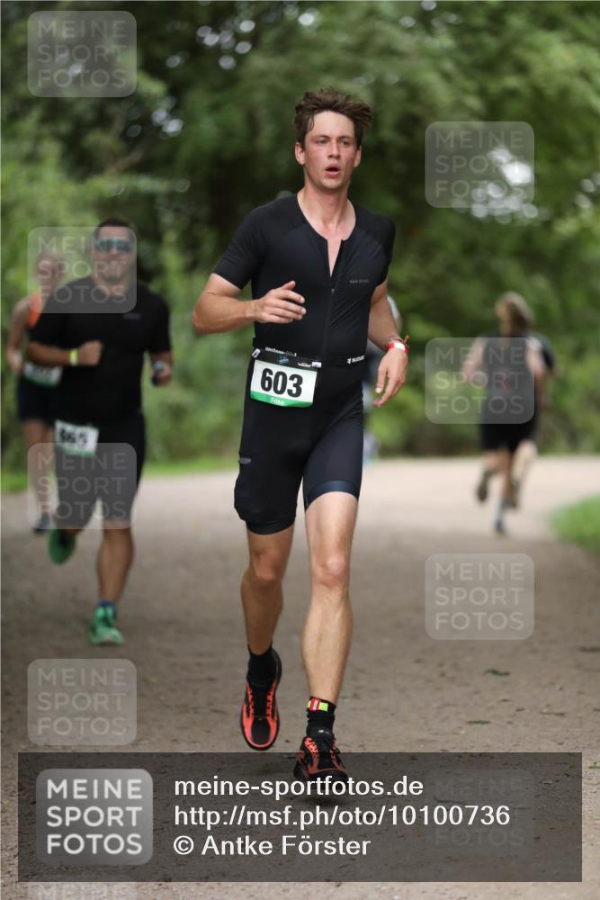 30.08.2026 - Elbe Triathlon Hamburg Antke Förster http://msf.ph/oto/10100736 30.08.2026 11:08:46 Laufen 665, 3, 603 meine-sportfotos.de