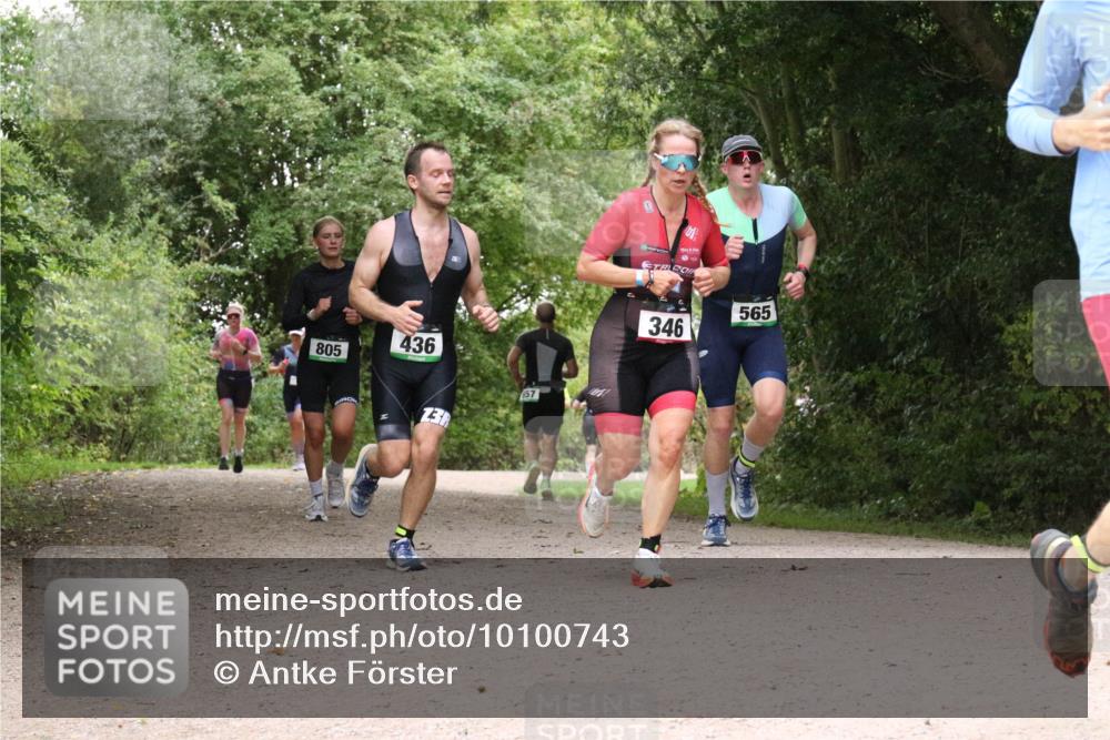 30.08.2026 - Elbe Triathlon Hamburg Antke Förster http://msf.ph/oto/10100743 30.08.2026 11:12:14 Laufen 805, 436, 657, 346, 565 meine-sportfotos.de