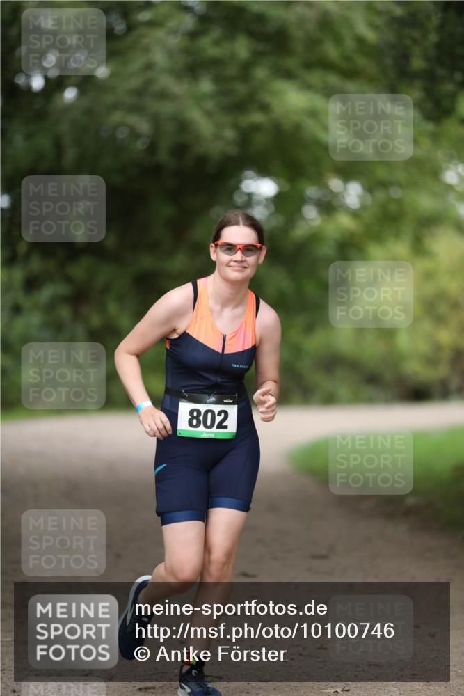 30.08.2026 - Elbe Triathlon Hamburg Antke Förster http://msf.ph/oto/10100746 30.08.2026 11:08:52 Laufen 802 meine-sportfotos.de