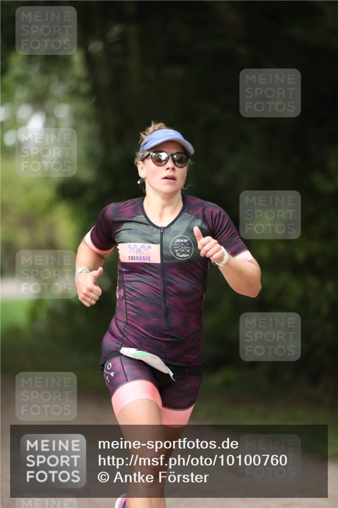 30.08.2026 - Elbe Triathlon Hamburg Antke Förster http://msf.ph/oto/10100760 30.08.2026 11:09:01 Laufen 1001 meine-sportfotos.de