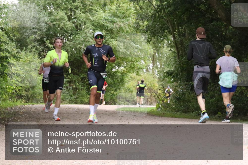 30.08.2026 - Elbe Triathlon Hamburg Antke Förster http://msf.ph/oto/10100761 30.08.2026 11:12:27 Laufen 64, 19 meine-sportfotos.de