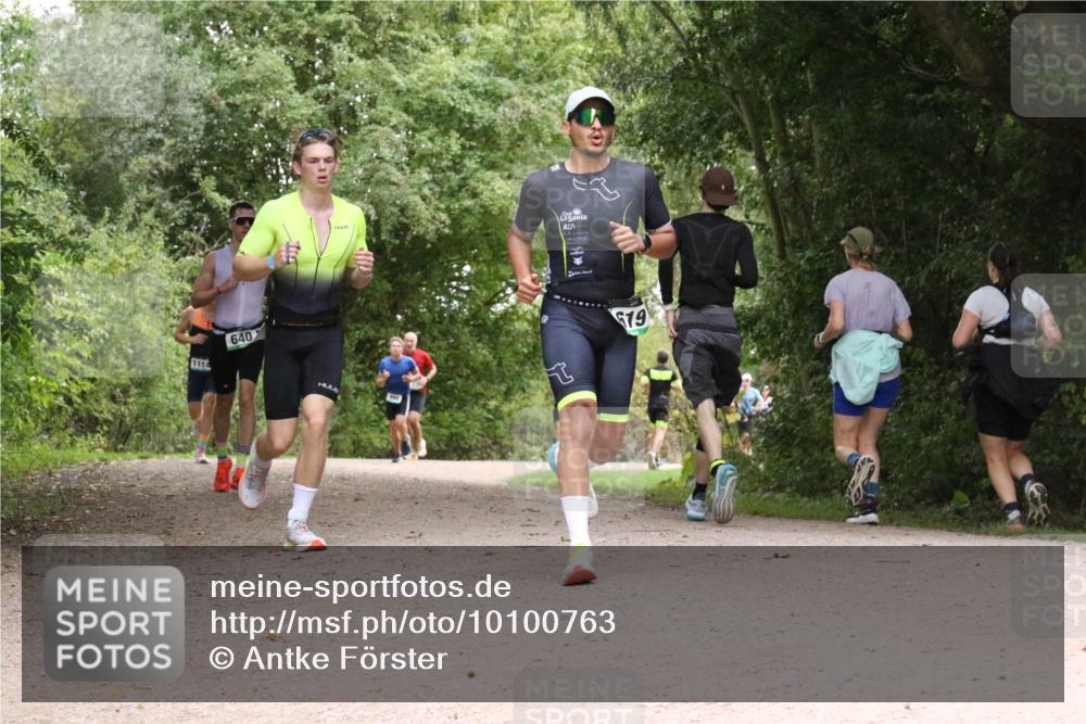 30.08.2026 - Elbe Triathlon Hamburg Antke Förster http://msf.ph/oto/10100763 30.08.2026 11:12:28 Laufen 1114, 640, 19 meine-sportfotos.de
