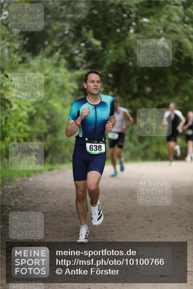 30.08.2026 - Elbe Triathlon Hamburg Antke Förster http://msf.ph/oto/10100766 30.08.2026 11:09:19 Laufen 638 meine-sportfotos.de