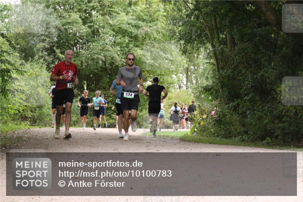 30.08.2026 - Elbe Triathlon Hamburg Antke Förster http://msf.ph/oto/10100783 30.08.2026 11:12:39 Laufen 73, 911, 10, 574 meine-sportfotos.de