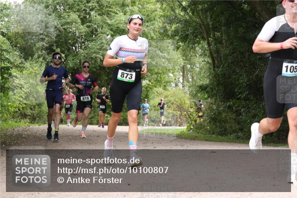 30.08.2026 - Elbe Triathlon Hamburg Antke Förster http://msf.ph/oto/10100807 30.08.2026 11:12:49 Laufen 816, 636, 873, 105 meine-sportfotos.de