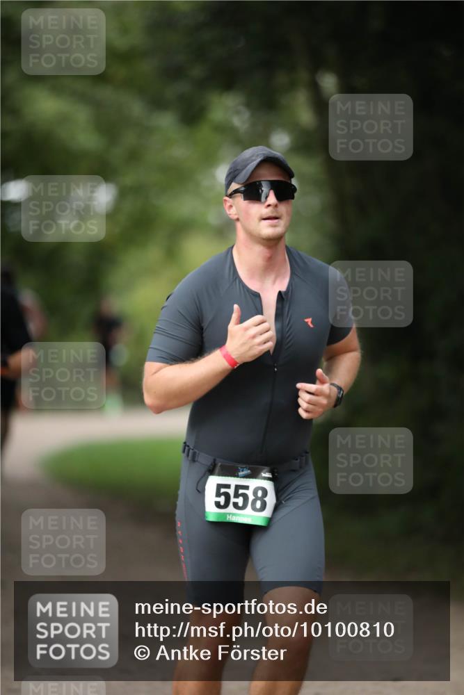 30.08.2026 - Elbe Triathlon Hamburg Antke Förster http://msf.ph/oto/10100810 30.08.2026 11:09:50 Laufen 558 meine-sportfotos.de