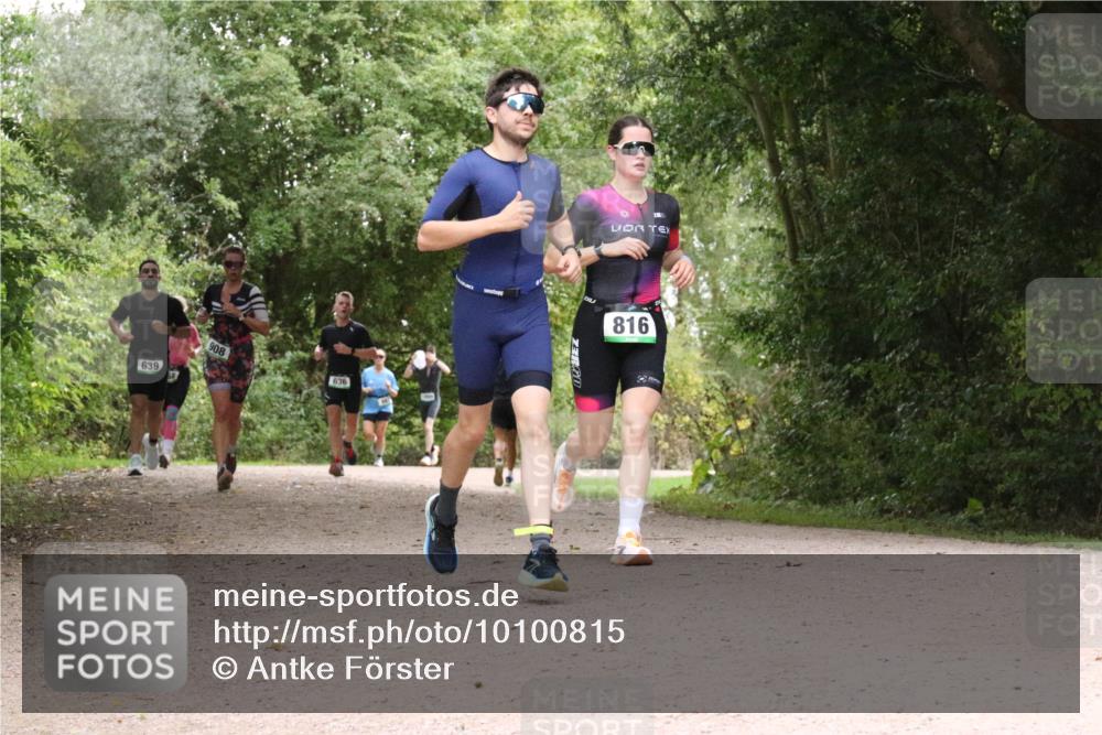 30.08.2026 - Elbe Triathlon Hamburg Antke Förster http://msf.ph/oto/10100815 30.08.2026 11:12:51 Laufen 639, 908, 636, 816 meine-sportfotos.de