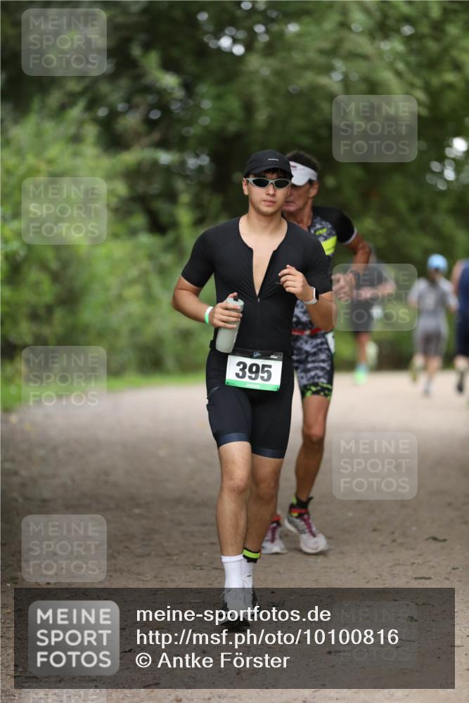 30.08.2026 - Elbe Triathlon Hamburg Antke Förster http://msf.ph/oto/10100816 30.08.2026 11:09:53 Laufen 395 meine-sportfotos.de