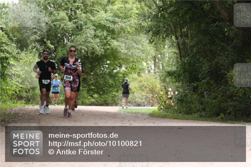 30.08.2026 - Elbe Triathlon Hamburg Antke Förster http://msf.ph/oto/10100821 30.08.2026 11:12:53 Laufen 908, 639 meine-sportfotos.de