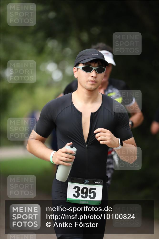 30.08.2026 - Elbe Triathlon Hamburg Antke Förster http://msf.ph/oto/10100824 30.08.2026 11:09:56 Laufen 395 meine-sportfotos.de