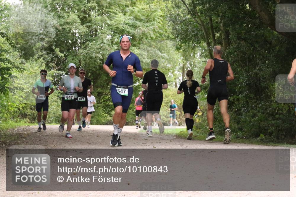 30.08.2026 - Elbe Triathlon Hamburg Antke Förster http://msf.ph/oto/10100843 30.08.2026 11:13:10 Laufen 1047, 847, 617, 647 meine-sportfotos.de