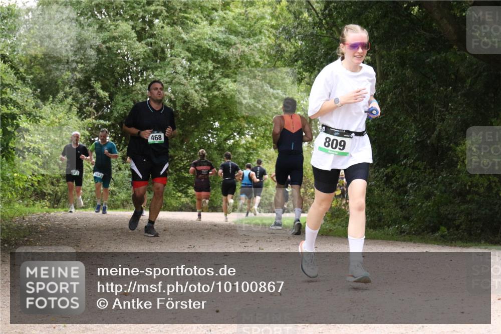 30.08.2026 - Elbe Triathlon Hamburg Antke Förster http://msf.ph/oto/10100867 30.08.2026 11:13:19 Laufen 623, 1032, 468, 809 meine-sportfotos.de