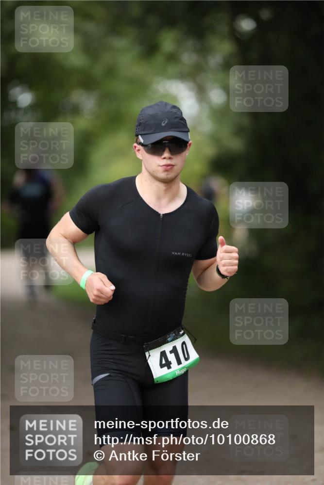 30.08.2026 - Elbe Triathlon Hamburg Antke Förster http://msf.ph/oto/10100868 30.08.2026 11:10:23 Laufen 410 meine-sportfotos.de