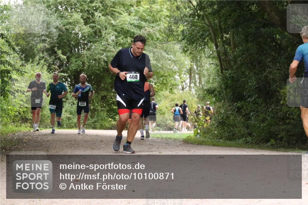 30.08.2026 - Elbe Triathlon Hamburg Antke Förster http://msf.ph/oto/10100871 30.08.2026 11:13:21 Laufen 623, 1032, 650, 468 meine-sportfotos.de