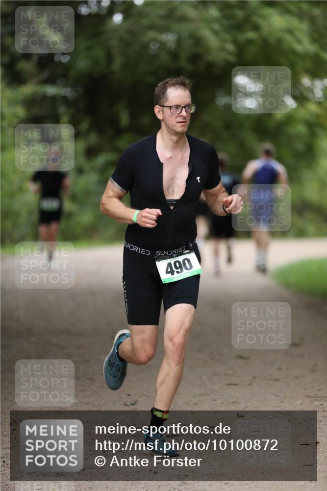 30.08.2026 - Elbe Triathlon Hamburg Antke Förster http://msf.ph/oto/10100872 30.08.2026 11:10:25 Laufen 490 meine-sportfotos.de