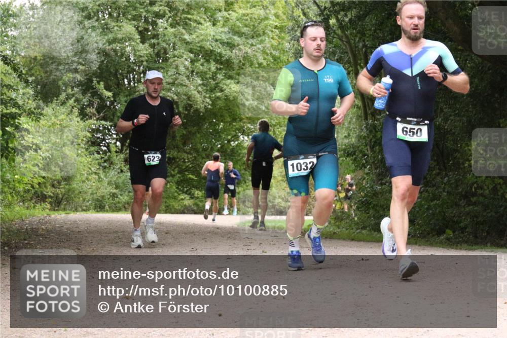 30.08.2026 - Elbe Triathlon Hamburg Antke Förster http://msf.ph/oto/10100885 30.08.2026 11:13:26 Laufen 623, 1032, 650 meine-sportfotos.de