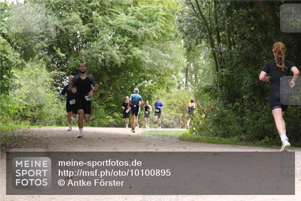 30.08.2026 - Elbe Triathlon Hamburg Antke Förster http://msf.ph/oto/10100895 30.08.2026 11:13:32 Laufen 1027, 10 meine-sportfotos.de