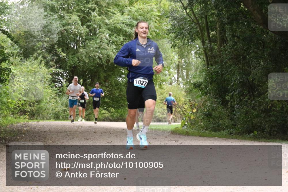 30.08.2026 - Elbe Triathlon Hamburg Antke Förster http://msf.ph/oto/10100905 30.08.2026 11:13:36 Laufen 994, 117, 1057, 1027 meine-sportfotos.de