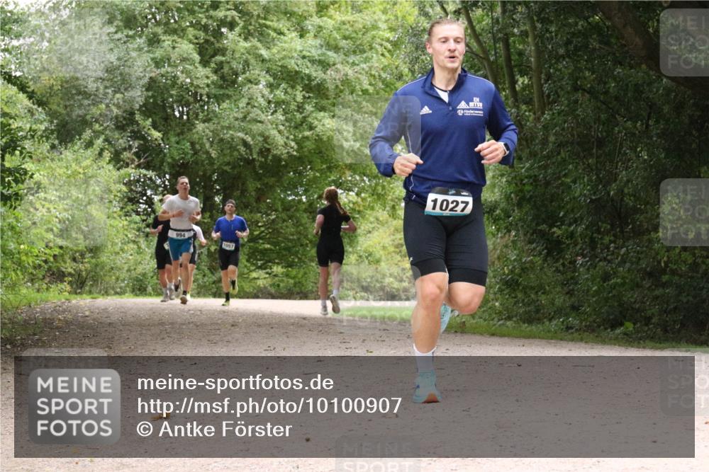 30.08.2026 - Elbe Triathlon Hamburg Antke Förster http://msf.ph/oto/10100907 30.08.2026 11:13:37 Laufen 994, 1057, 1027 meine-sportfotos.de