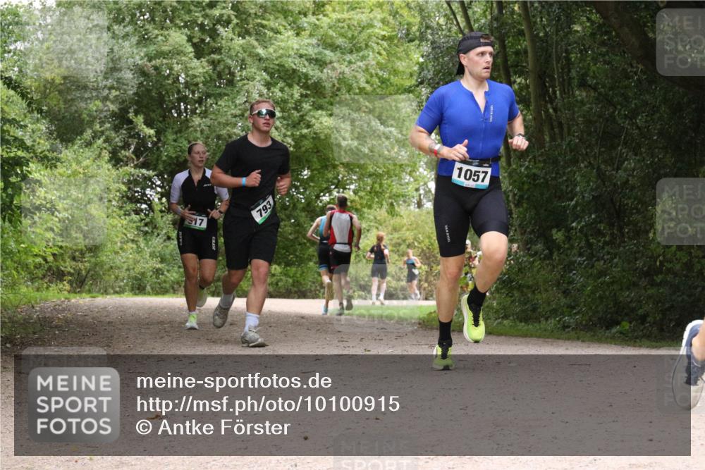 30.08.2026 - Elbe Triathlon Hamburg Antke Förster http://msf.ph/oto/10100915 30.08.2026 11:13:43 Laufen 17, 793, 1057 meine-sportfotos.de