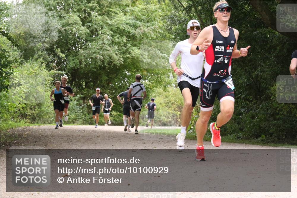 30.08.2026 - Elbe Triathlon Hamburg Antke Förster http://msf.ph/oto/10100929 30.08.2026 11:13:55 Laufen  meine-sportfotos.de