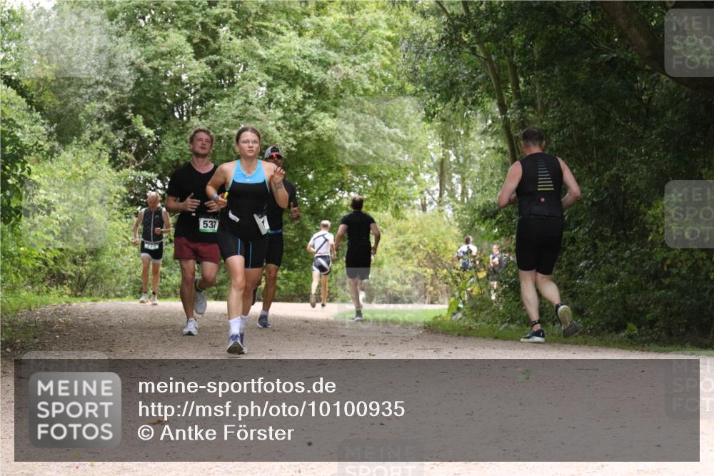 30.08.2026 - Elbe Triathlon Hamburg Antke Förster http://msf.ph/oto/10100935 30.08.2026 11:14:00 Laufen 537 meine-sportfotos.de