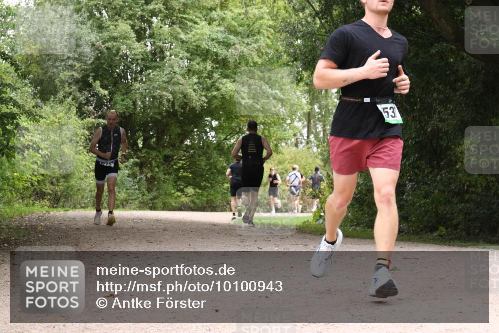 30.08.2026 - Elbe Triathlon Hamburg Antke Förster http://msf.ph/oto/10100943 30.08.2026 11:14:03 Laufen 53 meine-sportfotos.de