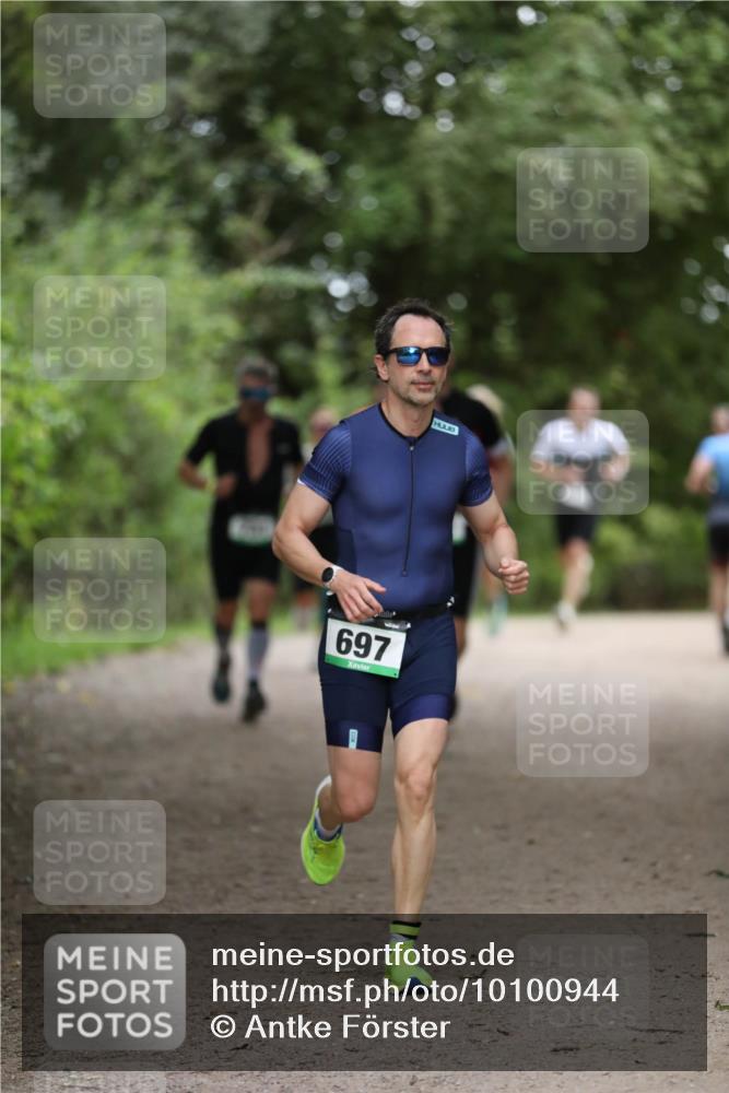 30.08.2026 - Elbe Triathlon Hamburg Antke Förster http://msf.ph/oto/10100944 30.08.2026 11:11:11 Laufen 697 meine-sportfotos.de