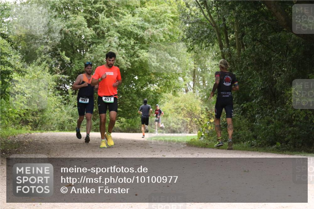 30.08.2026 - Elbe Triathlon Hamburg Antke Förster http://msf.ph/oto/10100977 30.08.2026 11:14:27 Laufen 7632, 997, 451 meine-sportfotos.de