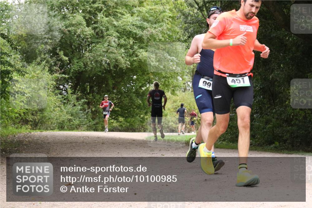 30.08.2026 - Elbe Triathlon Hamburg Antke Förster http://msf.ph/oto/10100985 30.08.2026 11:14:30 Laufen 99, 451 meine-sportfotos.de