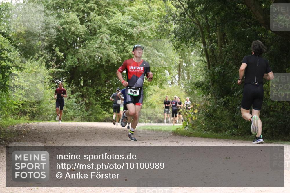 30.08.2026 - Elbe Triathlon Hamburg Antke Förster http://msf.ph/oto/10100989 30.08.2026 11:14:39 Laufen 526 meine-sportfotos.de