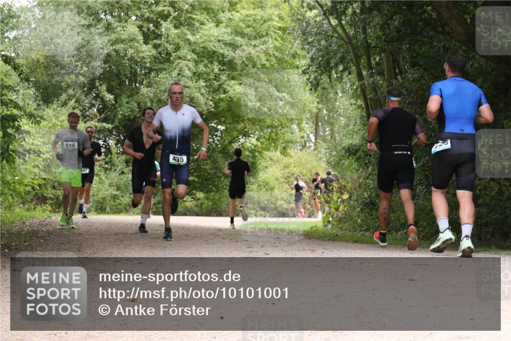 30.08.2026 - Elbe Triathlon Hamburg Antke Förster http://msf.ph/oto/10101001 30.08.2026 11:14:50 Laufen 516, 41, 435 meine-sportfotos.de
