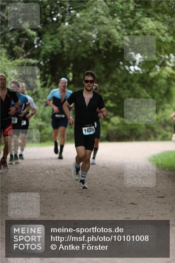 30.08.2026 - Elbe Triathlon Hamburg Antke Förster http://msf.ph/oto/10101008 30.08.2026 11:11:49 Laufen 88, 1030 meine-sportfotos.de